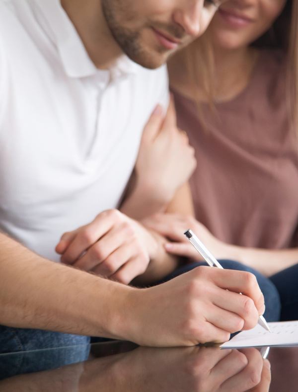 paying-for-christian-luxury-rehabs A man and his wife sign a promissory note for luxury Christian rehabs payment schedule